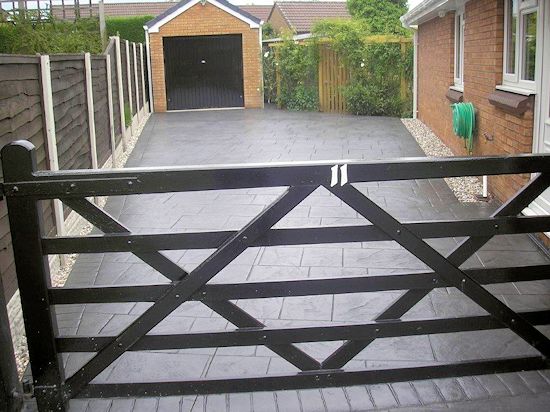 Bury Lancashire pattern imprinted concrete drives